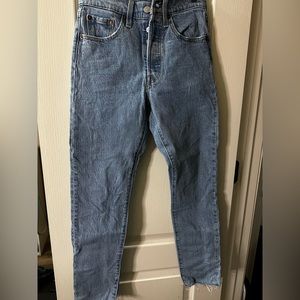 Levi 501 Cropped Jean